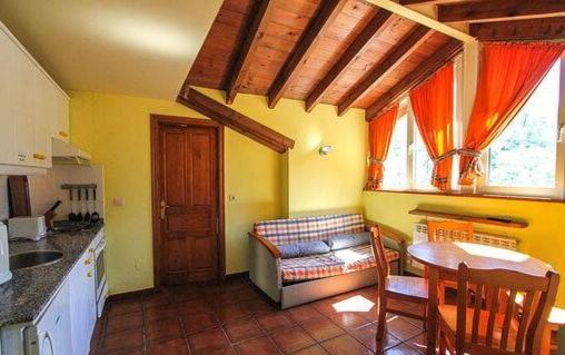 Les Vegues II Apartamento Santillan Exterior foto