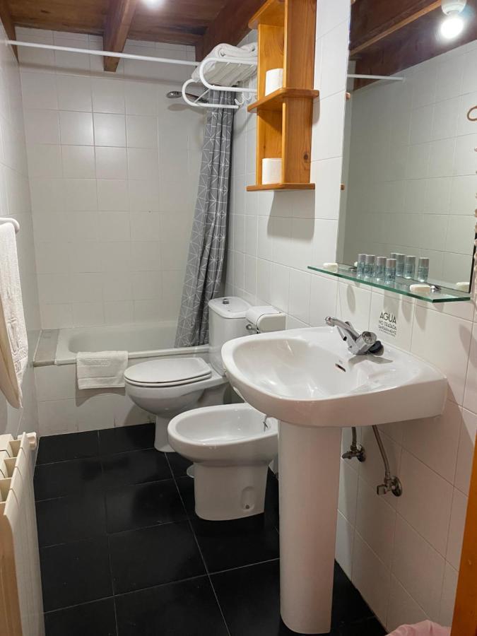 Les Vegues II Apartamento Santillan Exterior foto