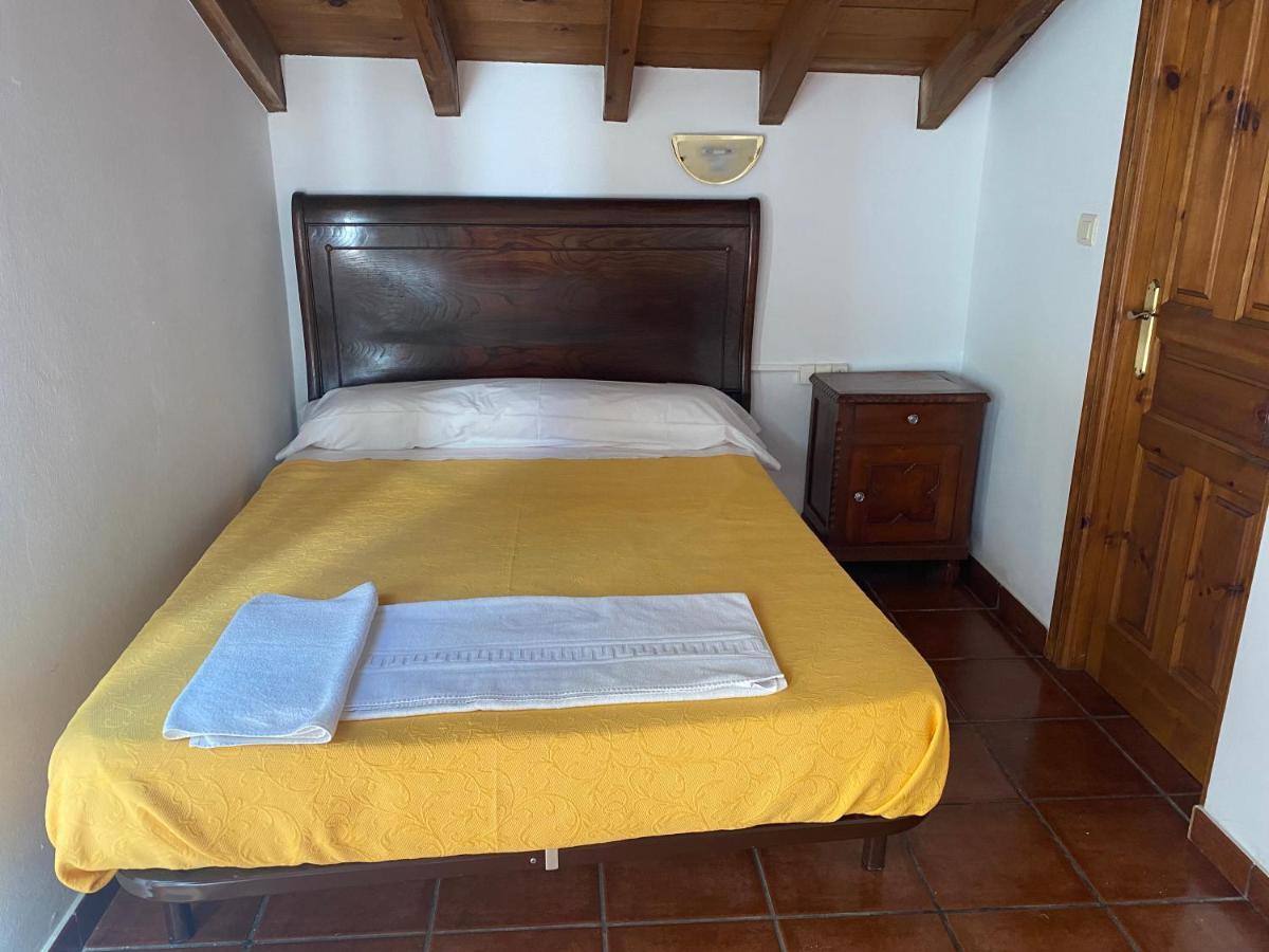 Les Vegues II Apartamento Santillan Exterior foto
